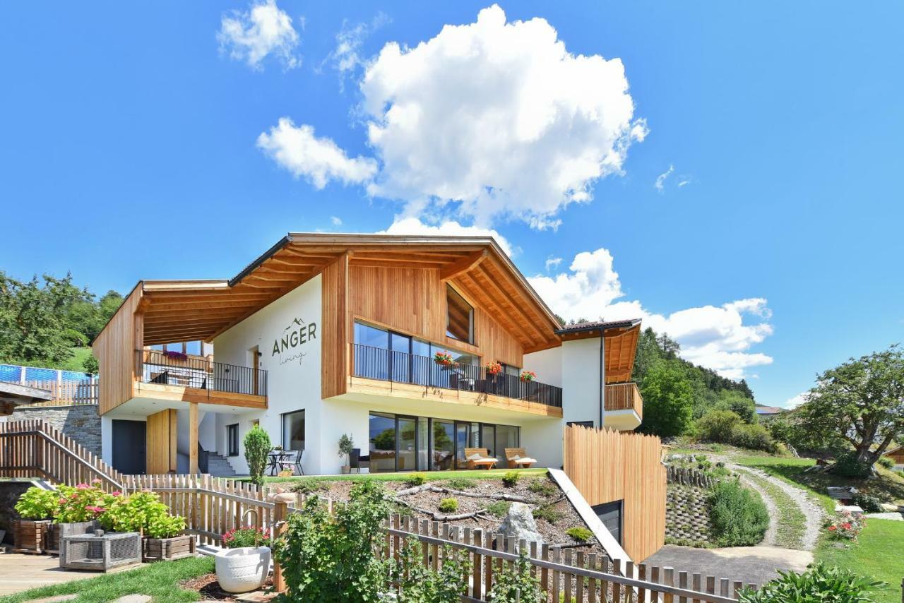 莱恩Anger Living公寓 外观 照片